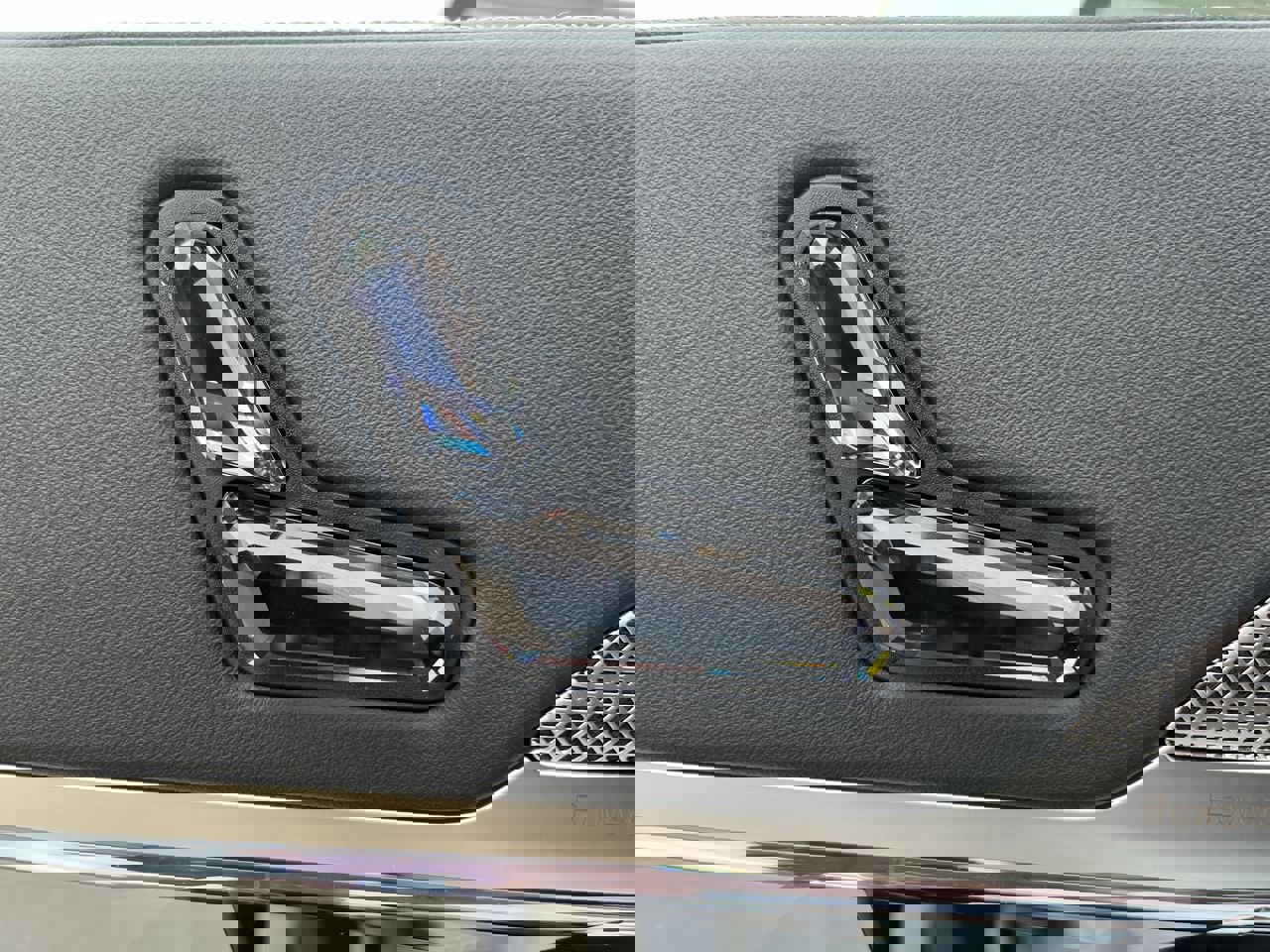 Used 2025 BMW i7 xDrive60 image 15