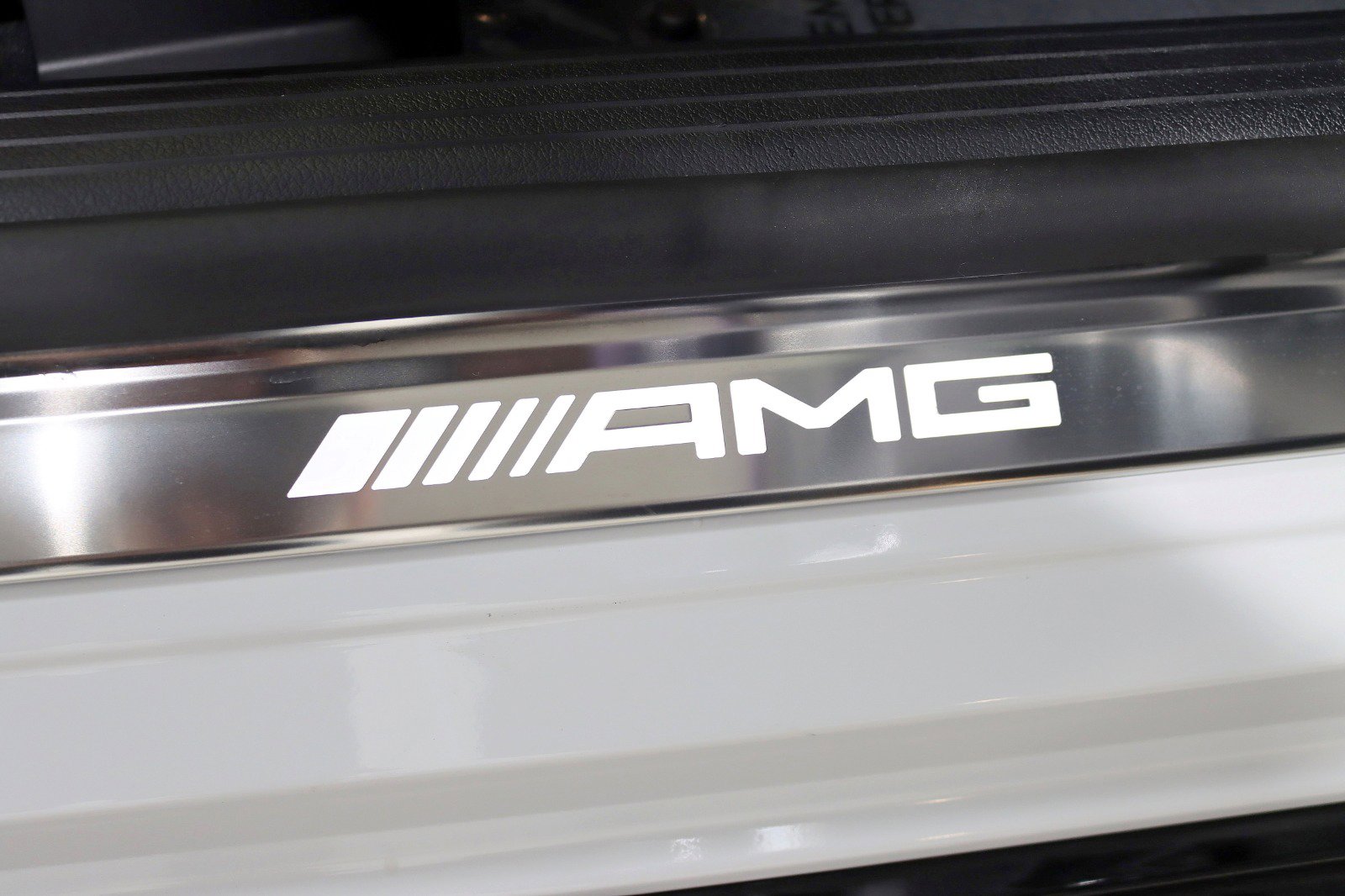 Used 2023 Mercedes-Benz EQE AMG 4MATIC Sedan image 14