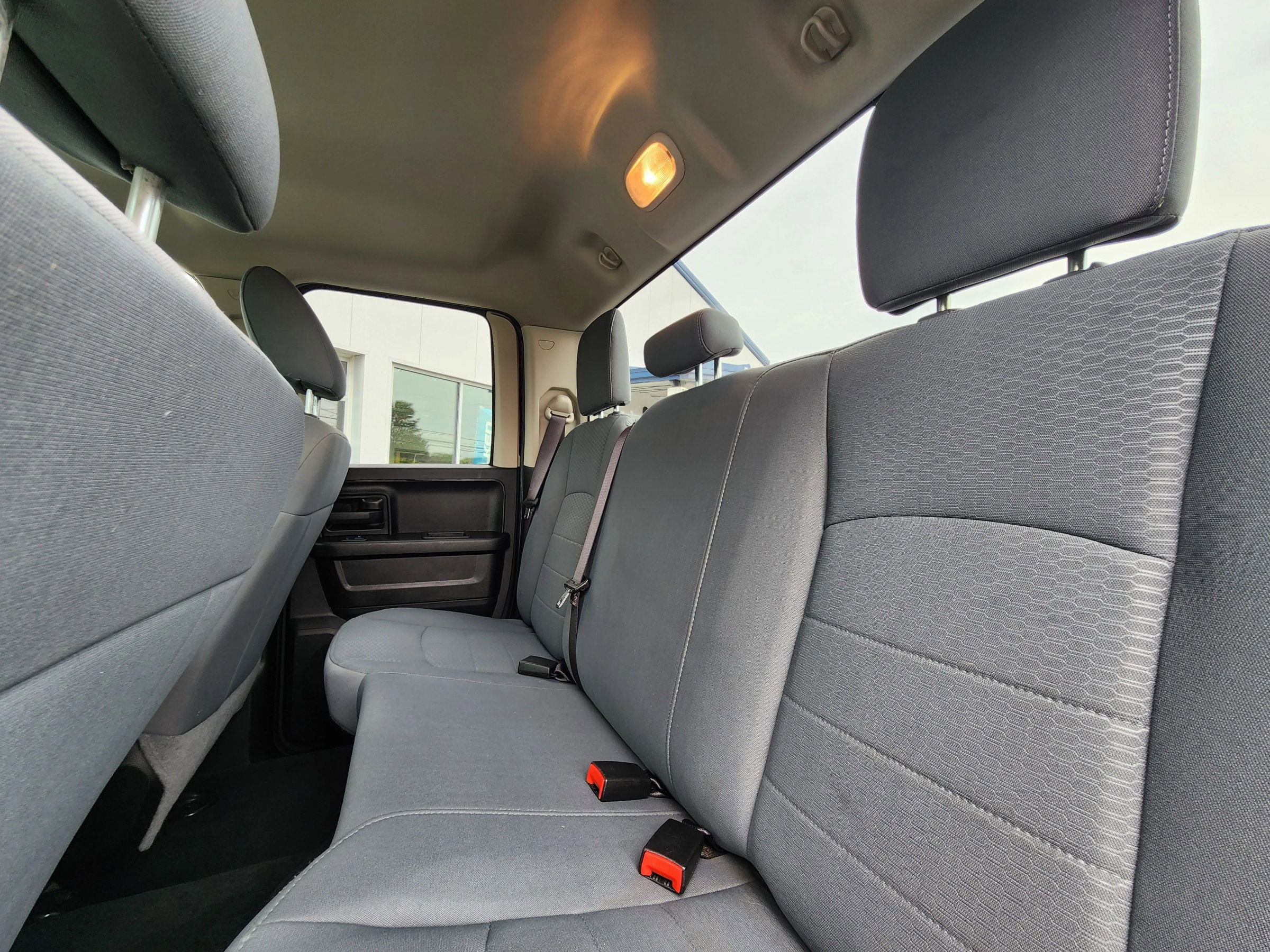 Used 2019 RAM 1500 Express w/ Express Value Package AWD/4WD image 37