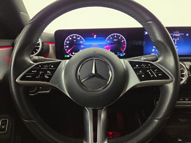 Used 2025 Mercedes-Benz CLA 250 image 21