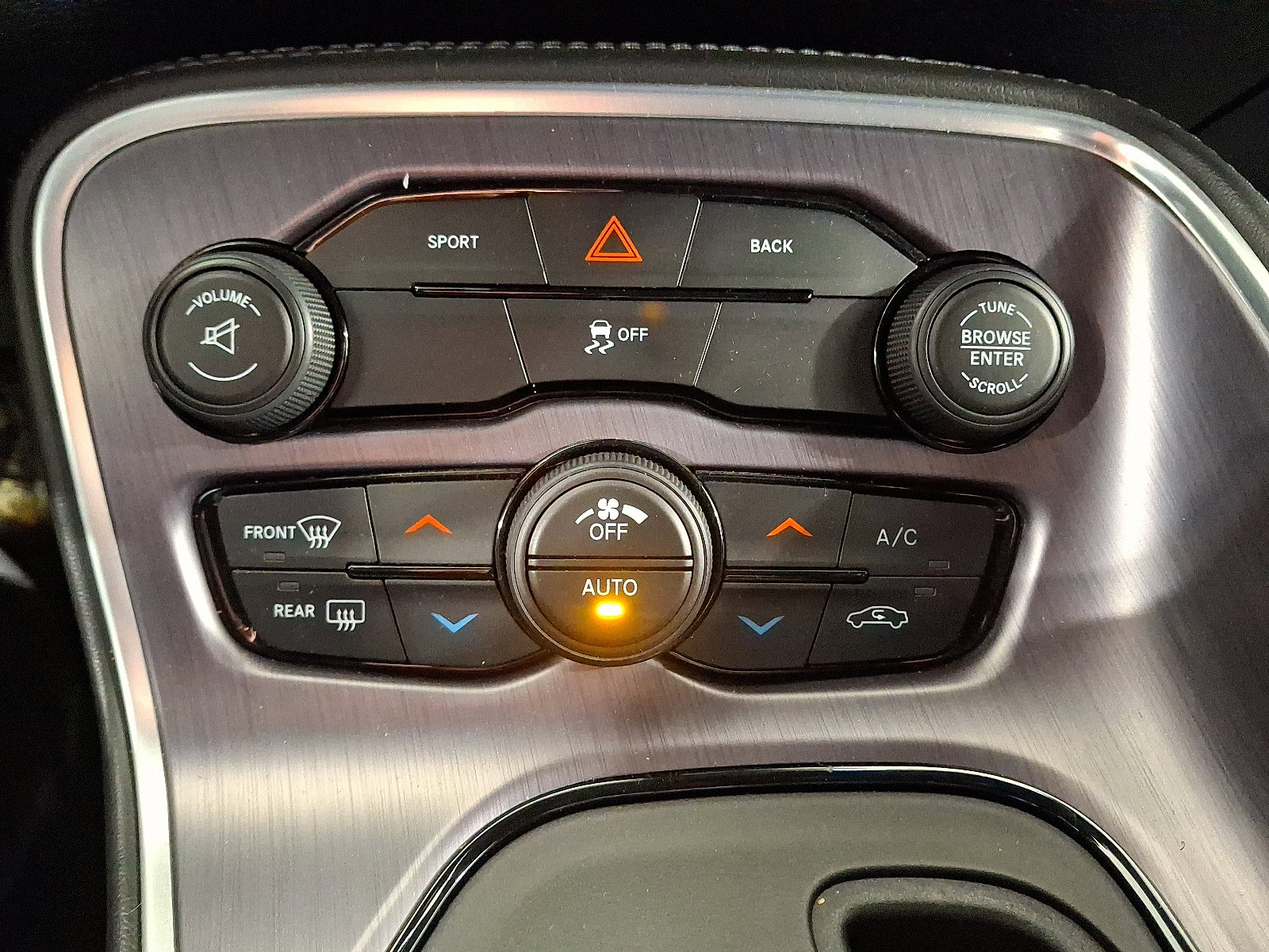 Used 2015 Dodge Challenger R/T w/ Quick Order Package 28B R/T image 16