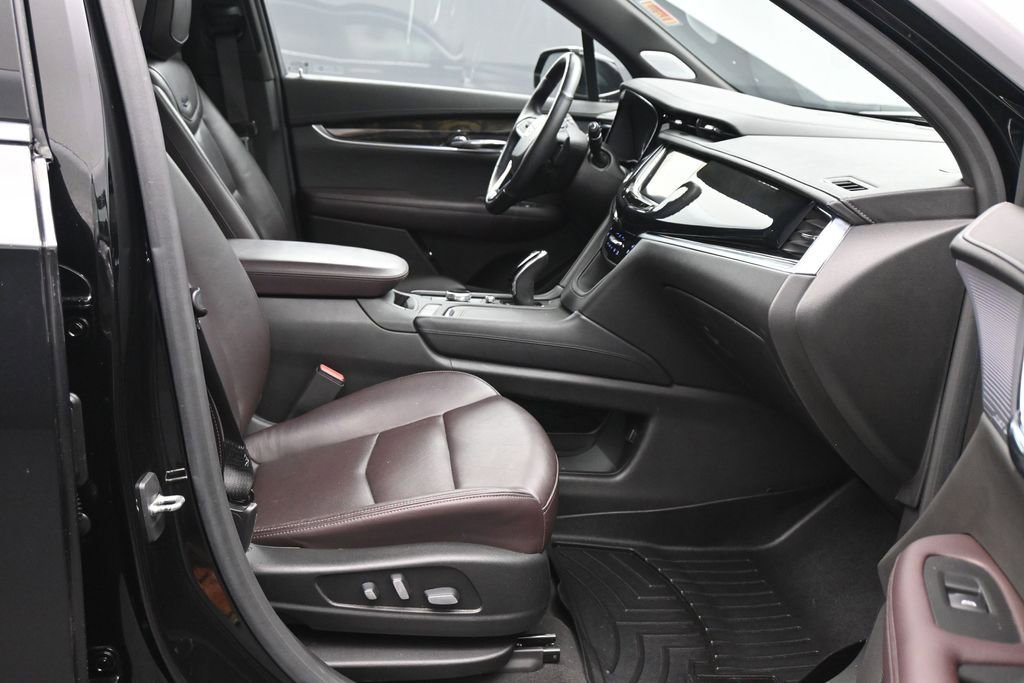 Used 2020 Cadillac XT6 Premium Luxury FWD image 10