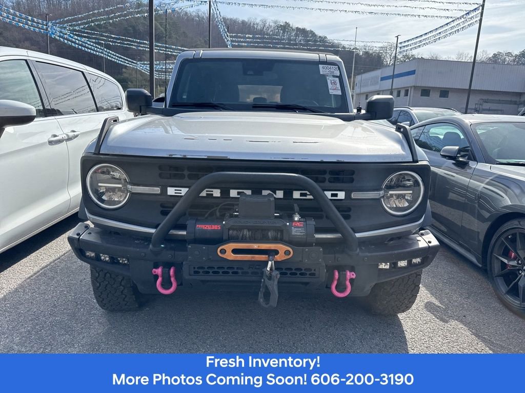Used 2021 Ford Bronco Black Diamond image 3