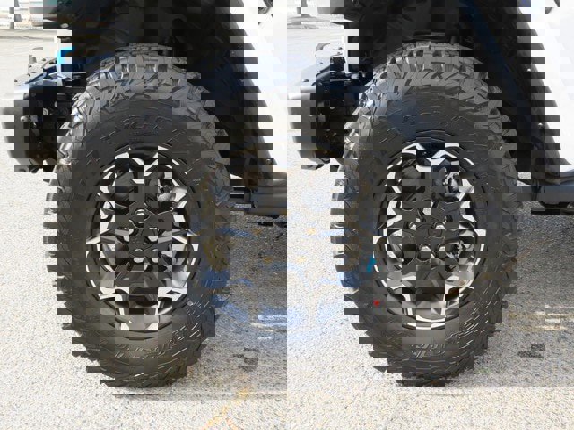 New 2023 Jeep Wrangler Rubicon w/ Steel Bumper Group image 10