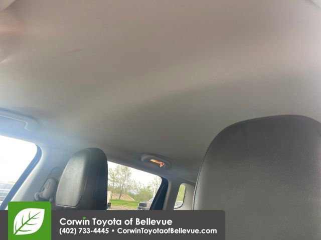 Used 2019 Jeep Compass Trailhawk w/ Cold Weather Group AWD/4WD image 24