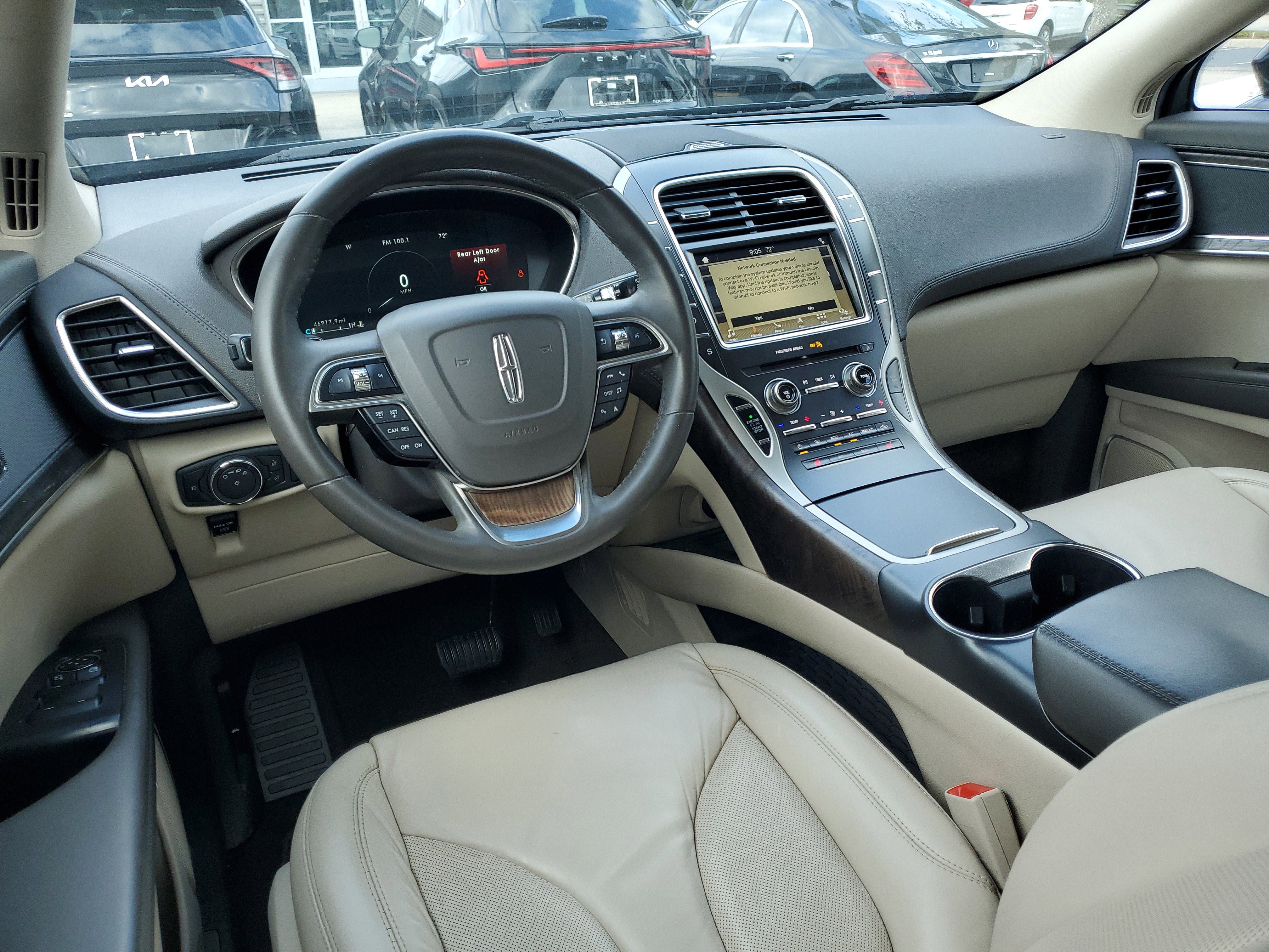 Used 2019 Lincoln Nautilus Select image 14