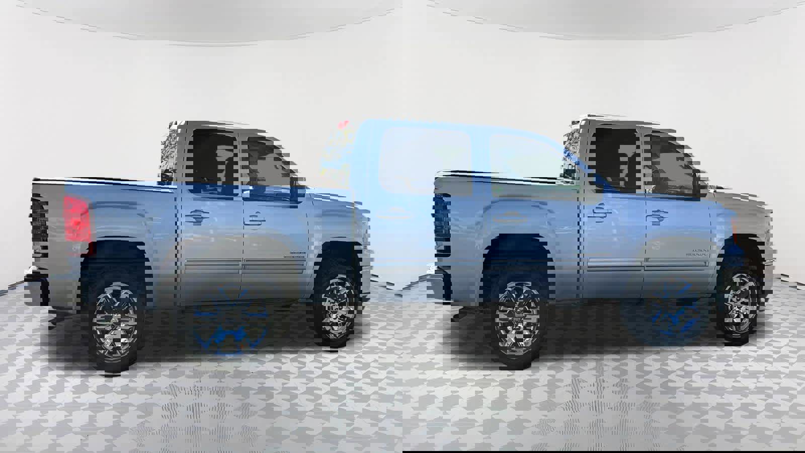 Used 2013 GMC Sierra 1500 SLT w/ SLT Convenience Package image 4