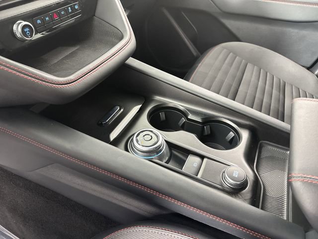 Used 2025 Ford Explorer ST-Line image 16