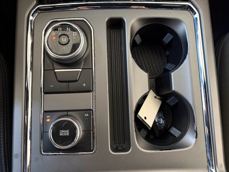 Used 2019 Ford Expedition XLT AWD/4WD image 26
