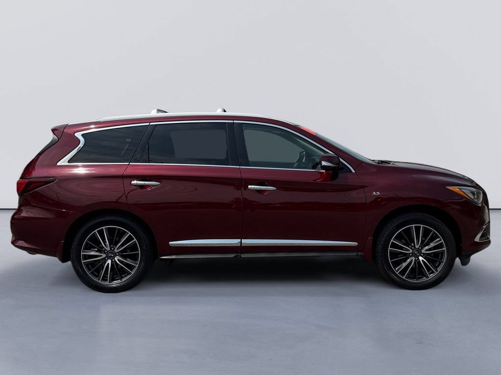 Used 2019 INFINITI QX60 Luxe w/ Sensory Package AWD/4WD image 2