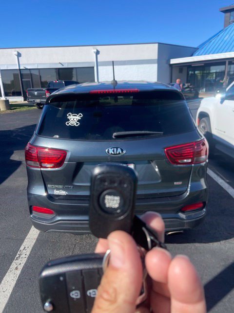 Used 2020 Kia Sorento LX FWD image 9