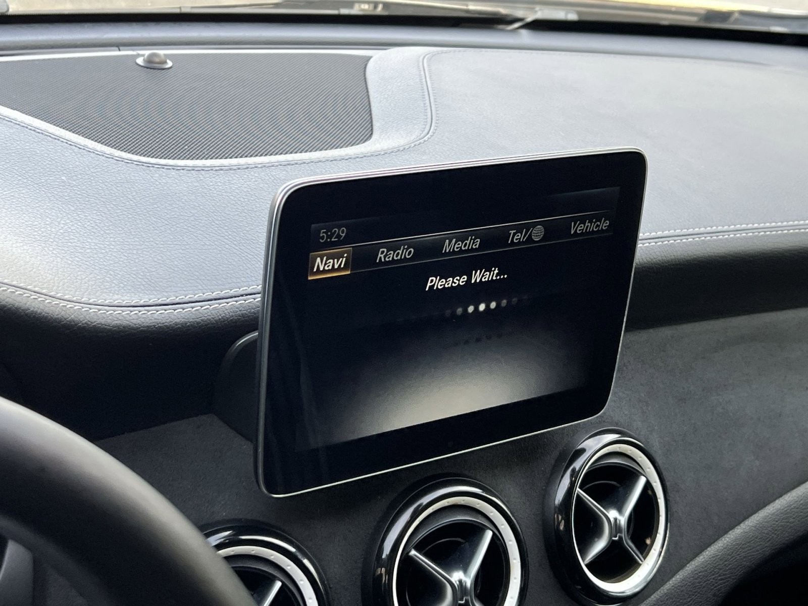 Used 2018 Mercedes-Benz GLA 250 4MATIC image 17