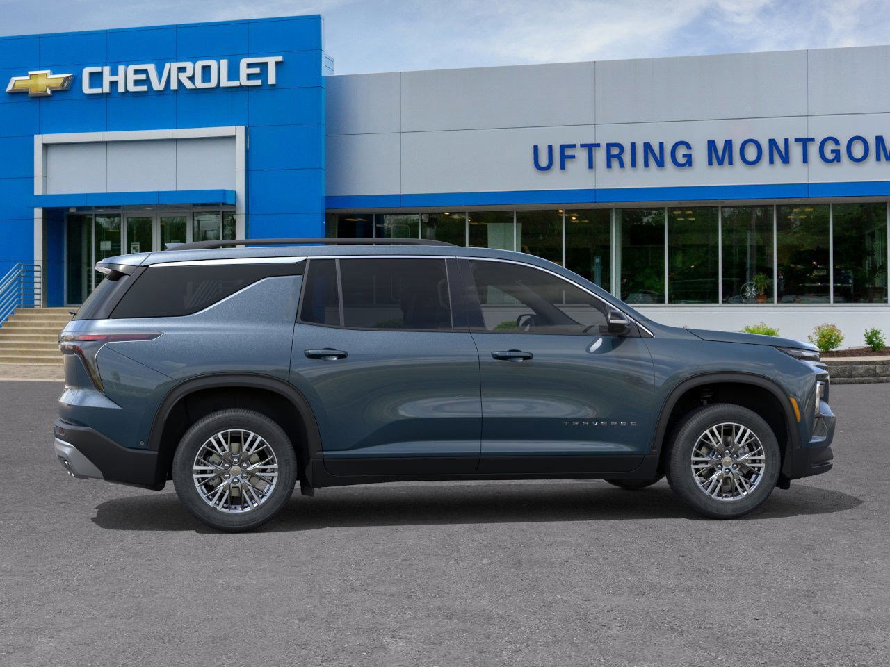 New 2026 Chevrolet Traverse LT w/ LPO, Floor Liner Package image 5