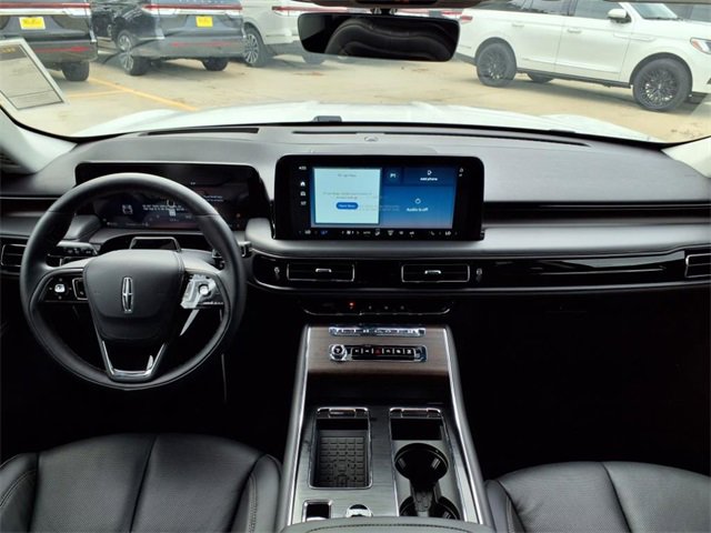 New 2025 Lincoln Aviator Reserve w/ Illumination Package image 3