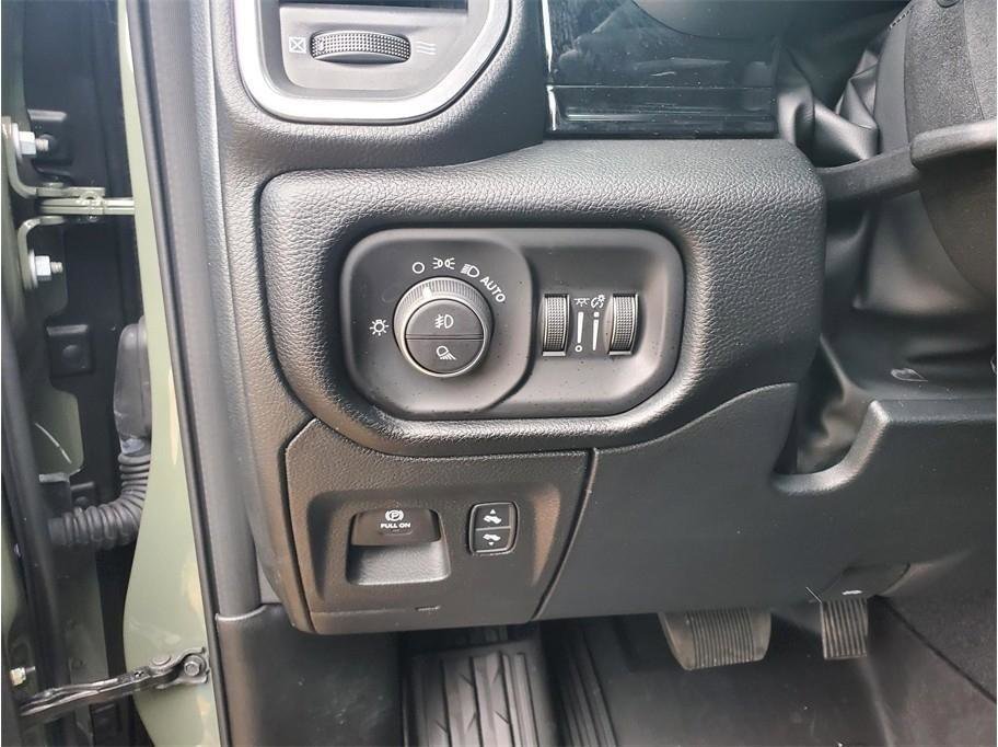 Used 2026 RAM 1500 Laramie w/ Night Edition AWD/4WD image 31