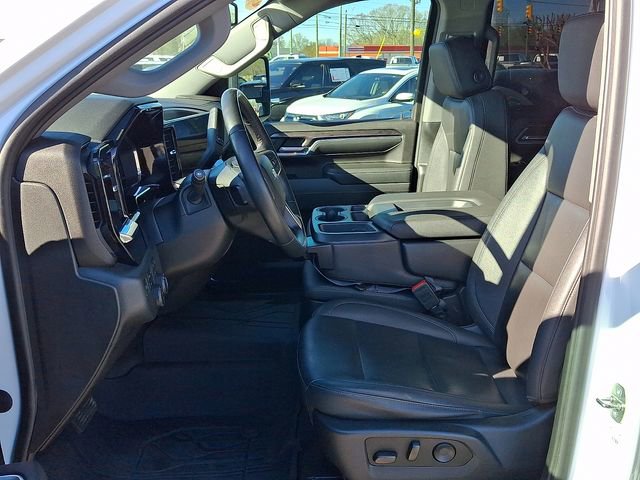 Used 2024 Chevrolet Silverado 2500 LTZ image 10