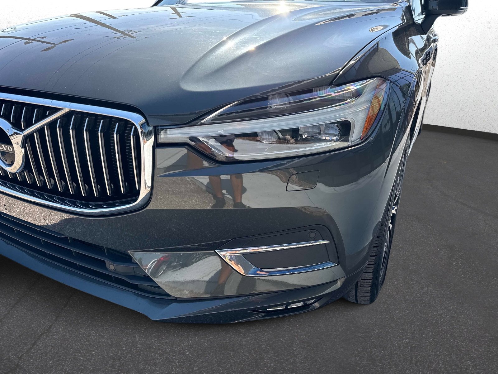 Used 2020 Volvo XC60 T6 Inscription w/ Protection Package Premier image 9