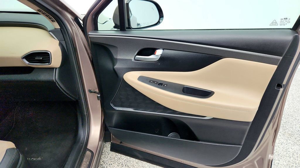 Used 2020 Hyundai Santa Fe Limited image 27