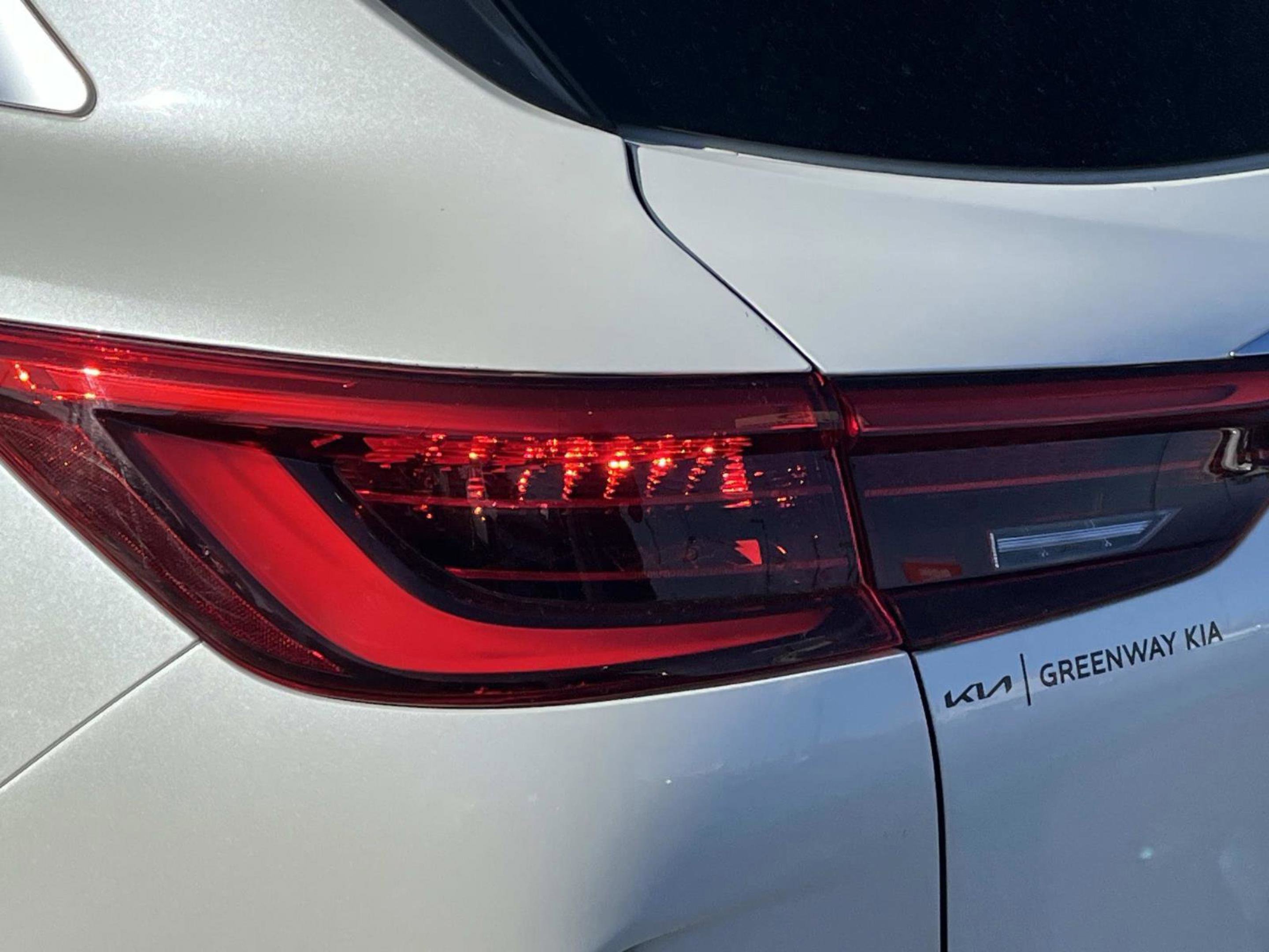 Used 2021 INFINITI QX50 Essential w/ Cargo Package image 10