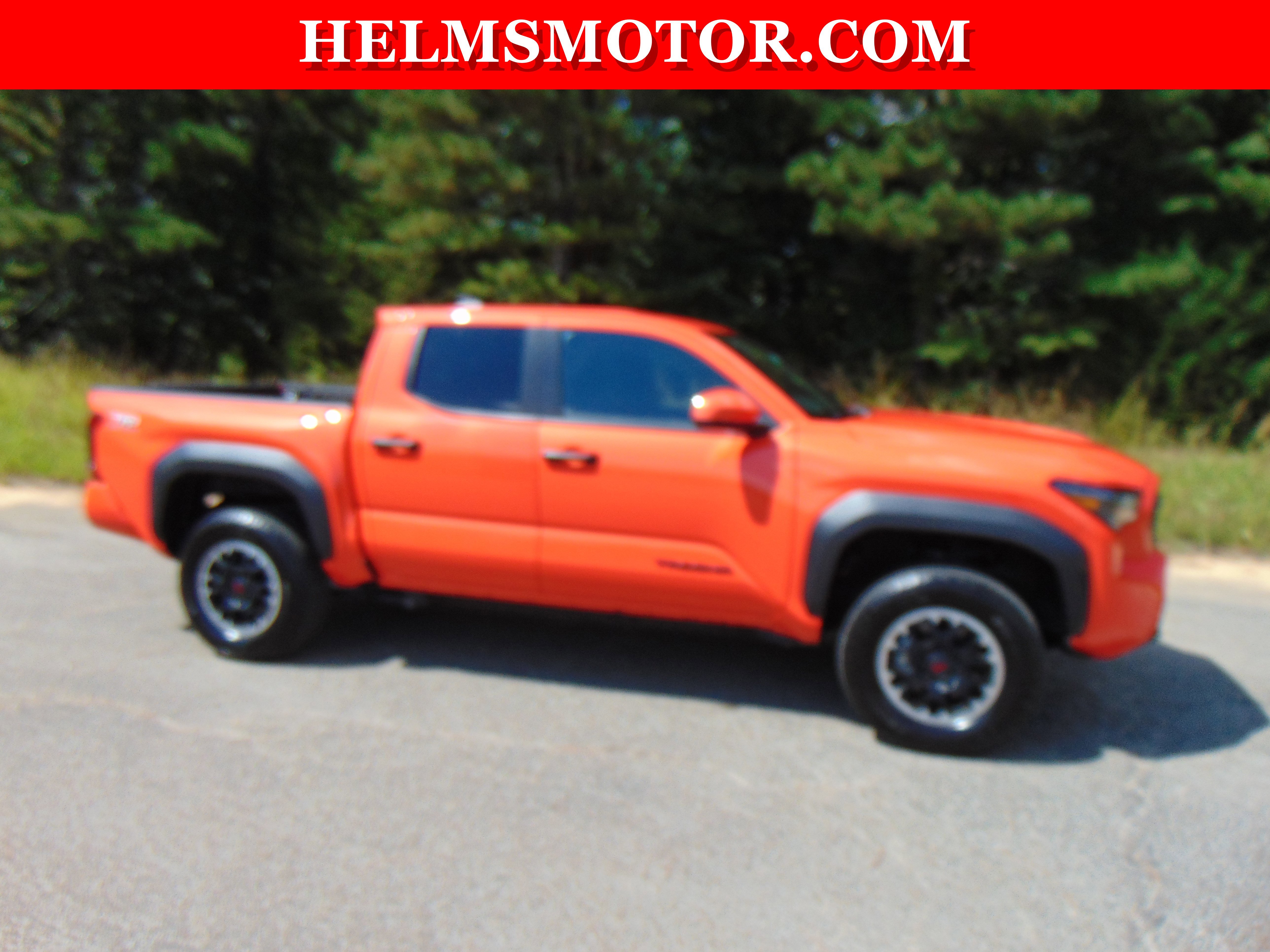 Used 2024 Toyota Tacoma TRD Off-Road image 11