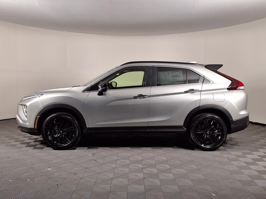 New 2025 Mitsubishi Eclipse Cross Black Edition image 4