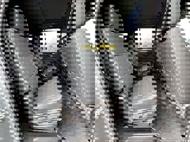 New 2026 Chevrolet Suburban Premier image 26