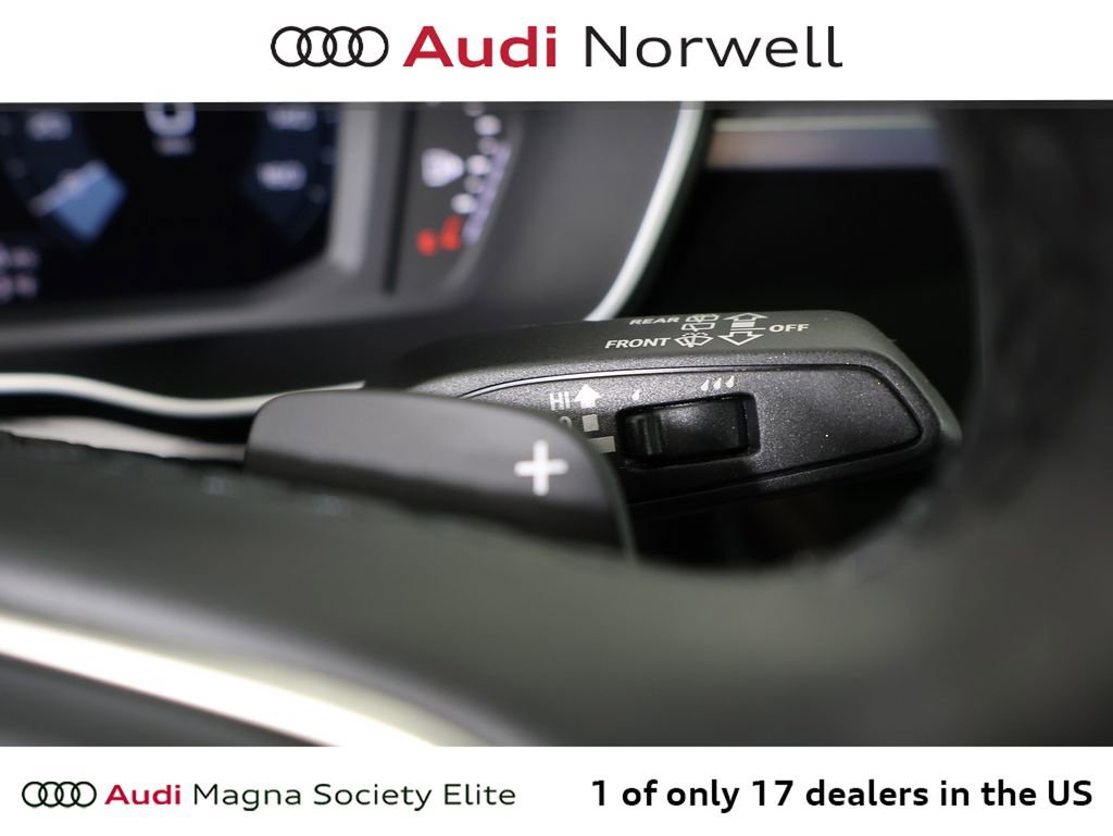 Used 2024 Audi Q3 2.0T Premium w/ Convenience Package image 30