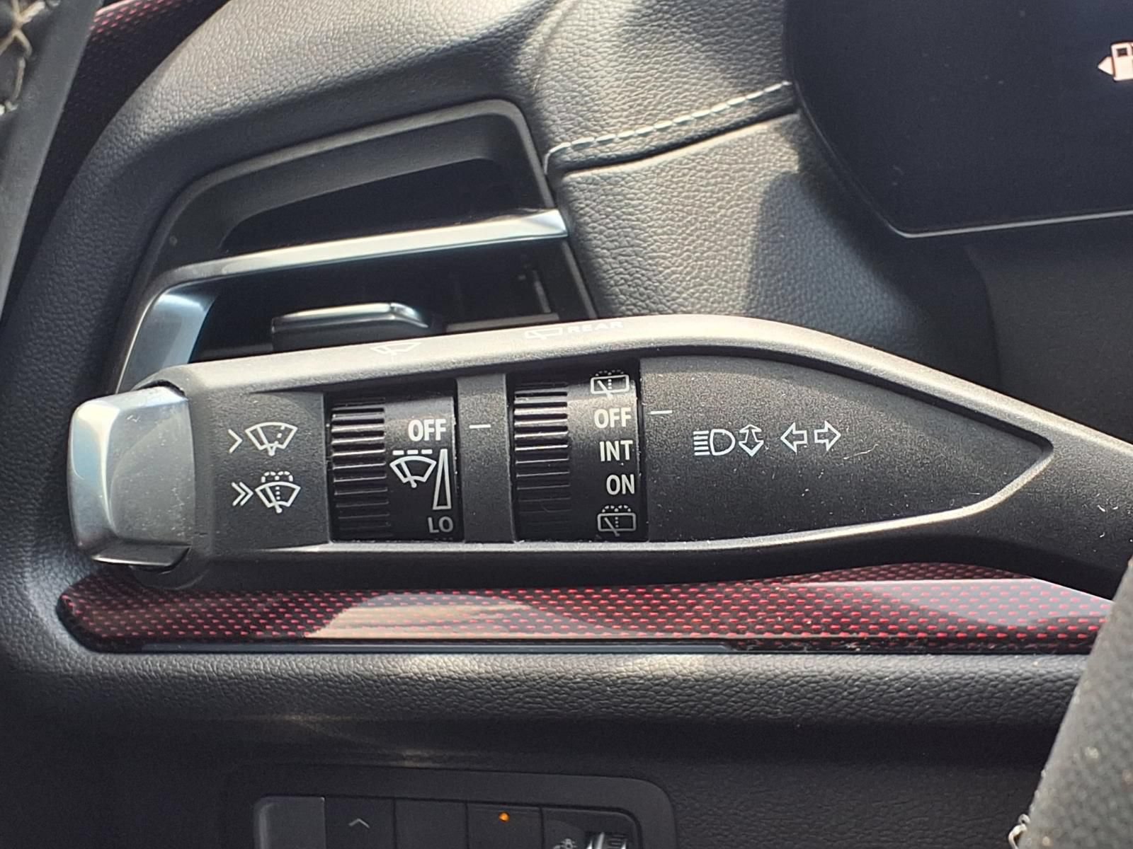 Used 2024 Chevrolet Traverse Z71 AWD/4WD image 13