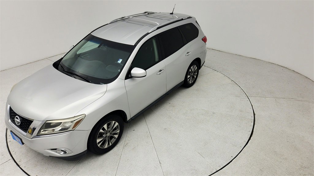 Used 2016 Nissan Pathfinder SV image 36