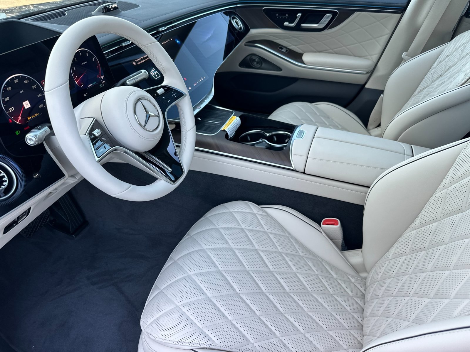 New 2027 Mercedes-Benz S 580 4MATIC Sedan image 10