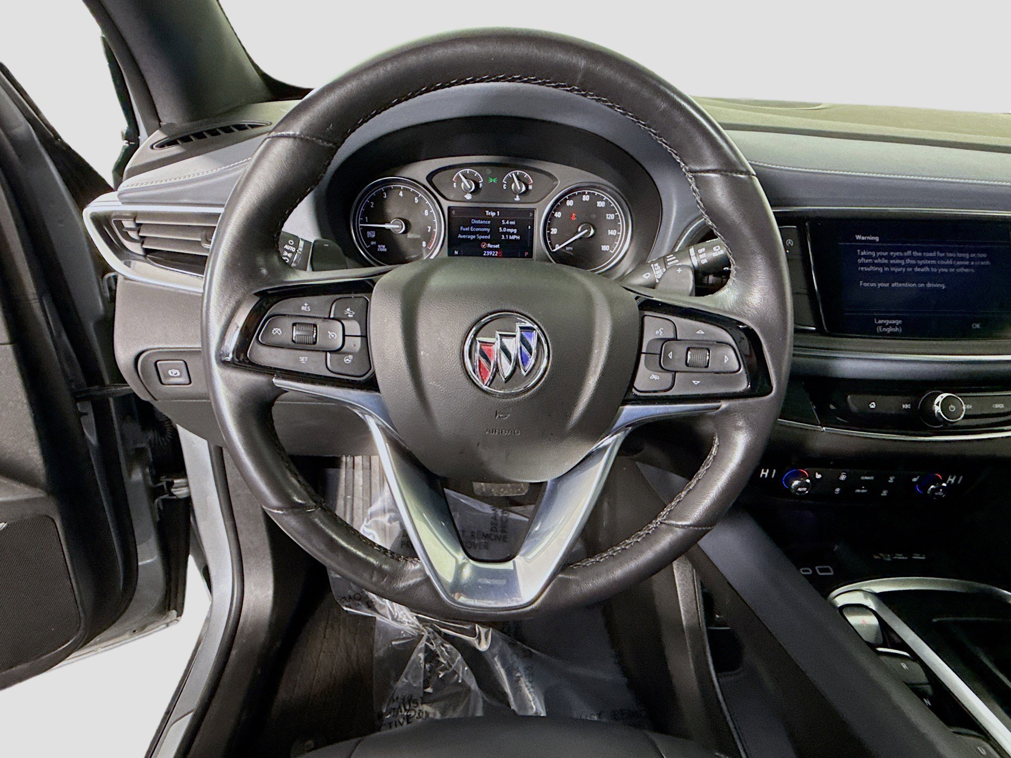 Used 2024 Buick Enclave Essence image 13