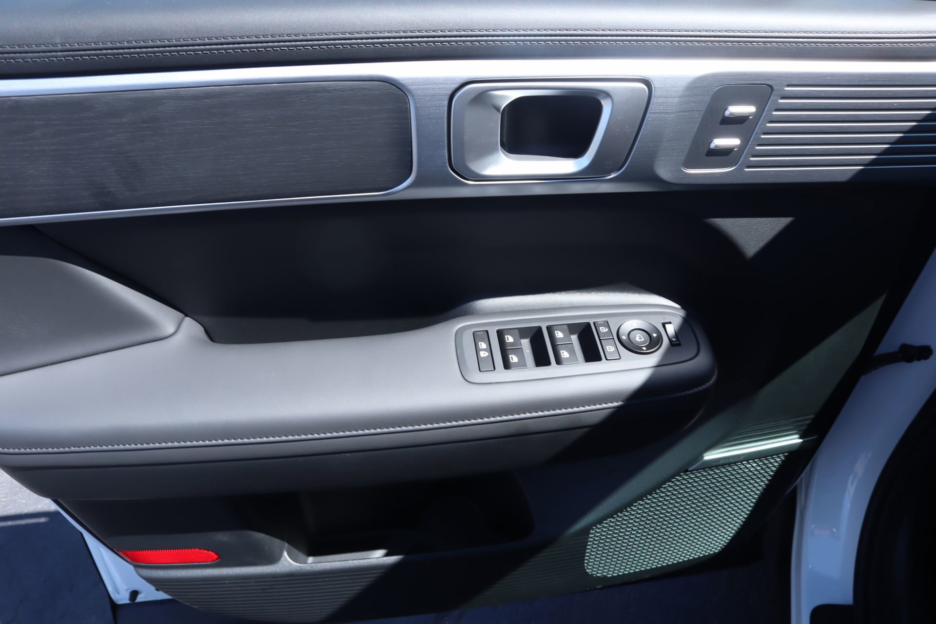 New 2026 Hyundai Santa Fe Limited FWD image 18