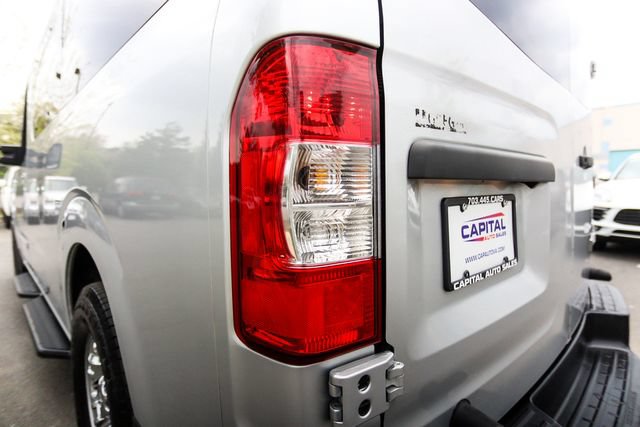 Used 2016 Nissan NV 3500 SL RWD image 52