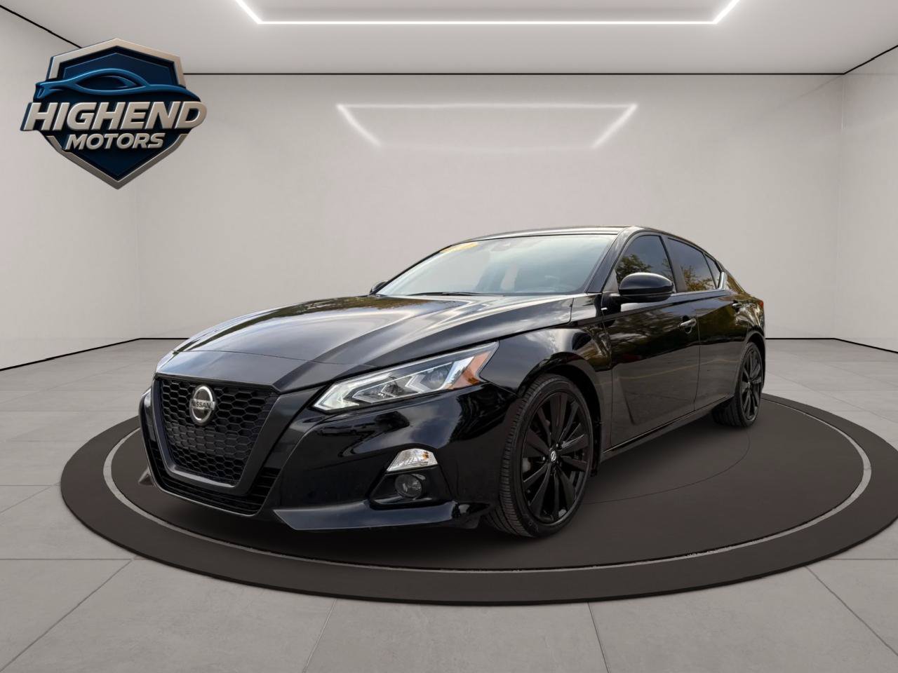 Used 2022 Nissan Altima 2.5 SR w/ Midnight Edition Package FWD image 3