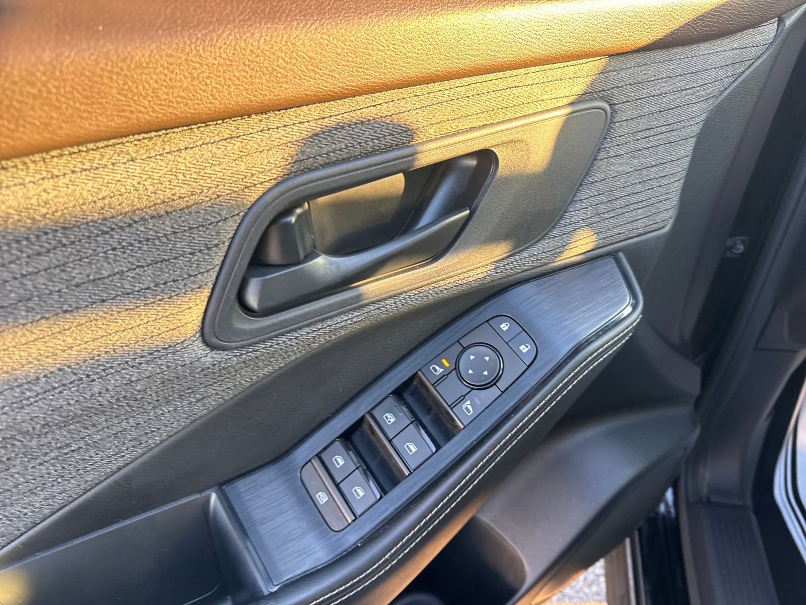 Certified 2021 Nissan Rogue S image 11