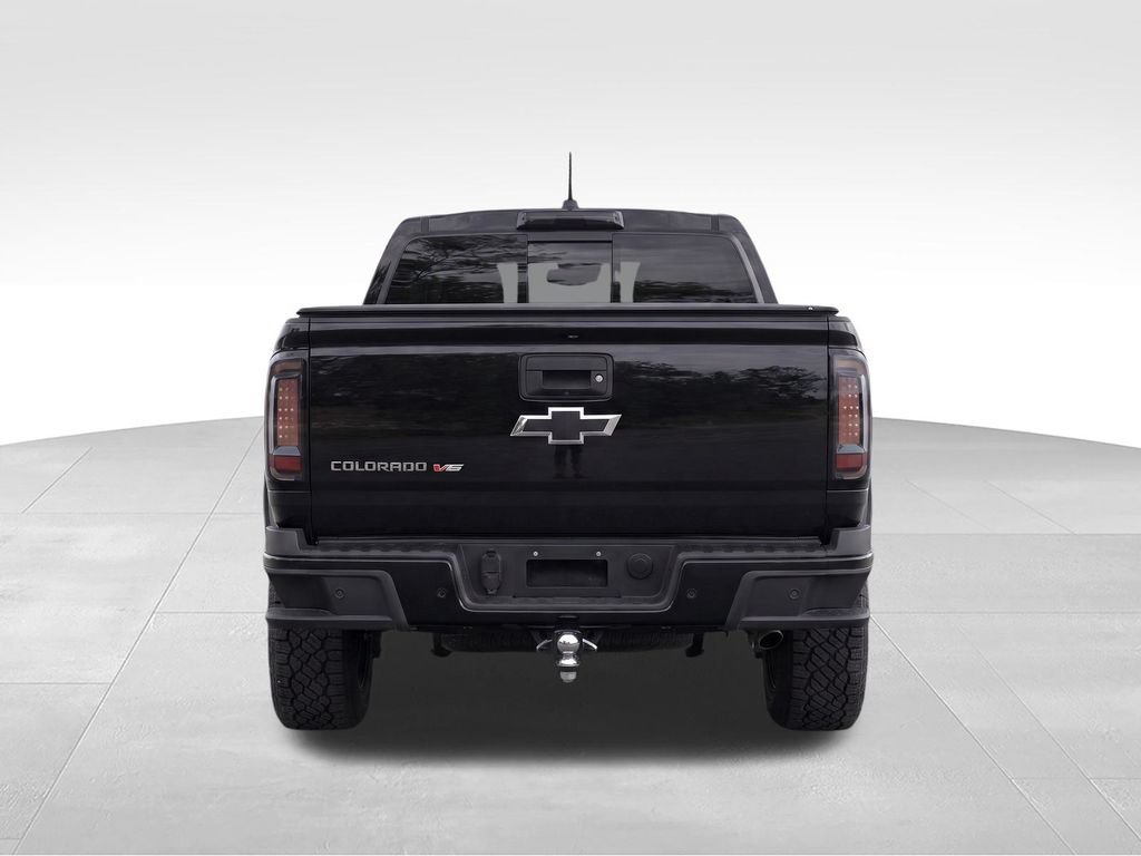 Used 2020 Chevrolet Colorado Z71 w/ Z71 Midnight Edition AWD/4WD image 7