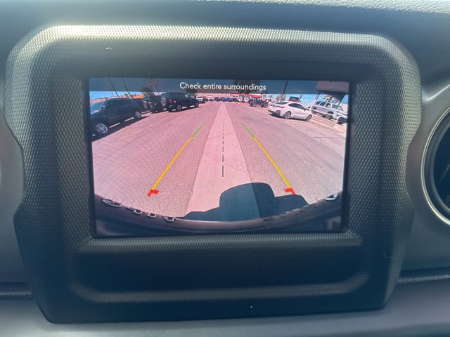 Certified 2022 Jeep Wrangler Sport AWD/4WD image 18