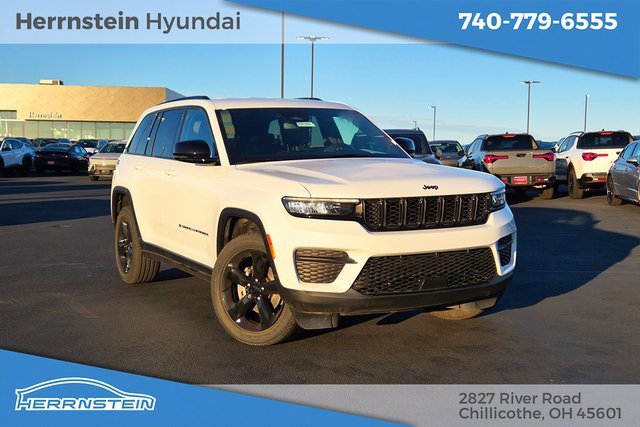 Used 2022 Jeep Grand Cherokee Altitude