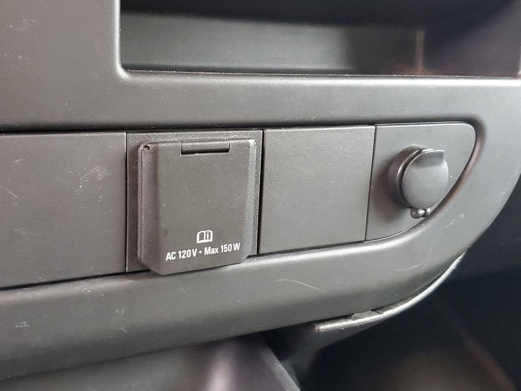 Used 2019 Chevrolet Express 3500 w/ Power Convenience Package RWD image 20