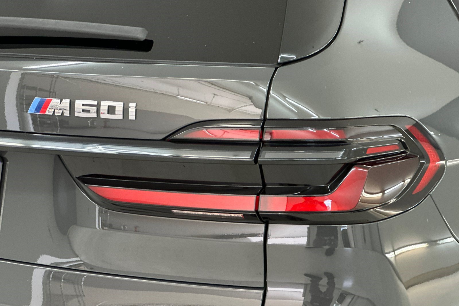 Certified 2025 BMW X7 M60i AWD/4WD image 12