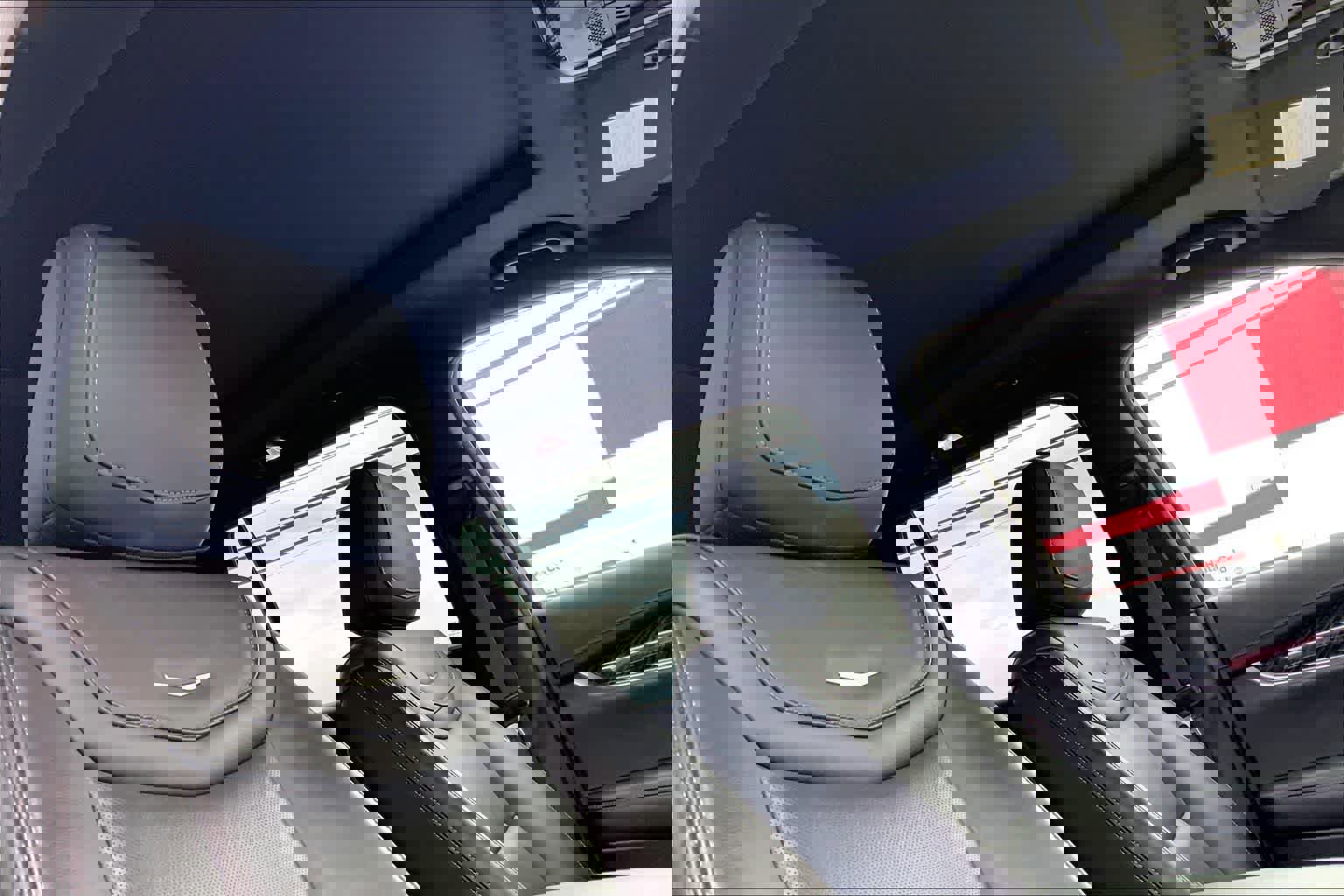 Used 2024 Cadillac XT6 Premium Luxury image 31