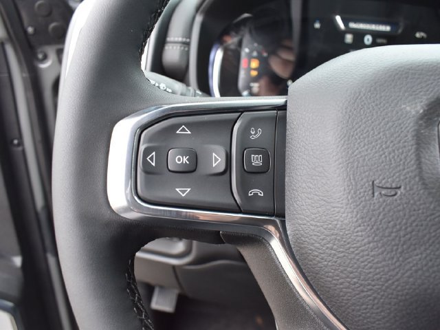 New 2026 RAM 3500 Laramie AWD/4WD image 18