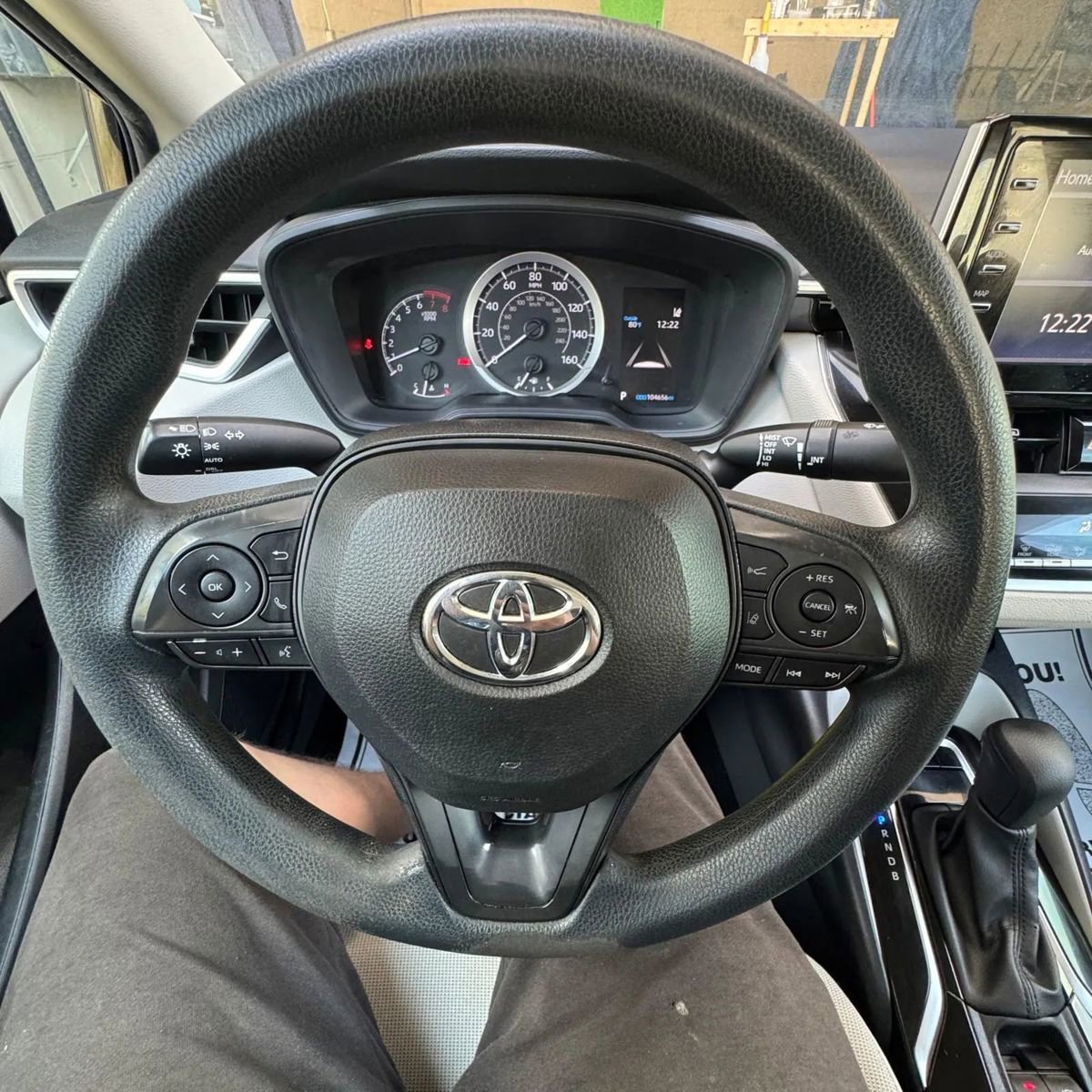 Used 2020 Toyota Corolla LE FWD image 11