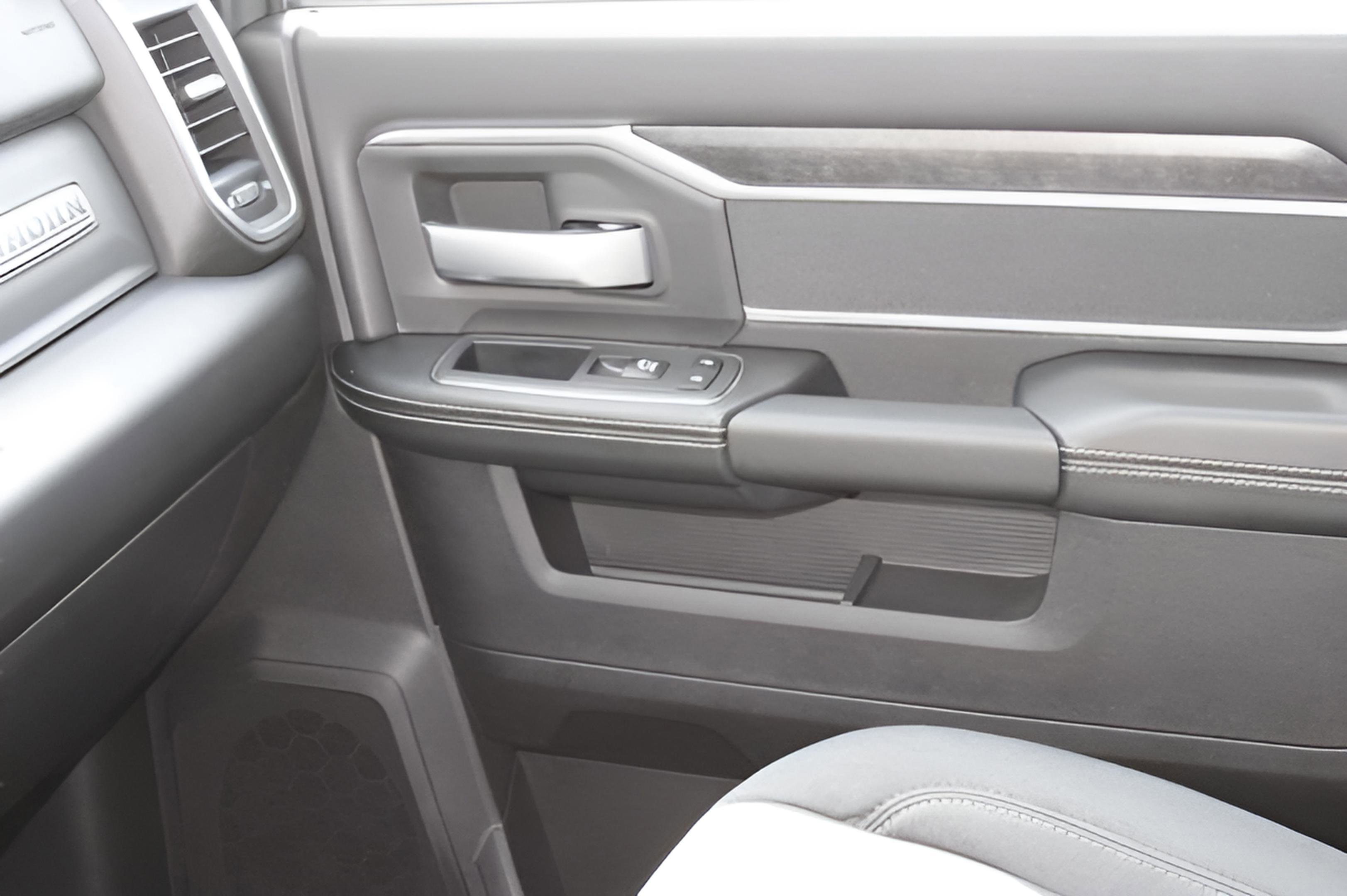 New 2024 RAM 2500 Big Horn w/ Night Edition image 20