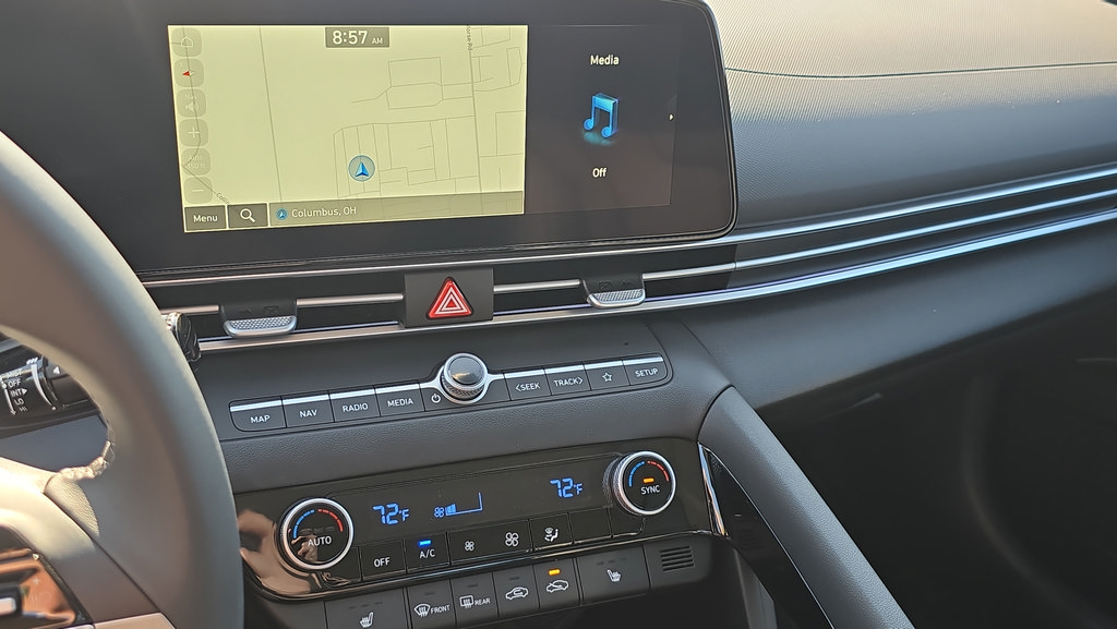 New 2026 Hyundai Elantra Limited FWD image 21