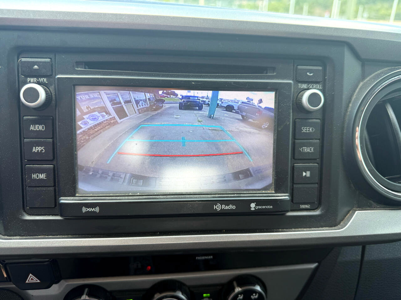Used 2017 Toyota Tacoma SR5 image 11