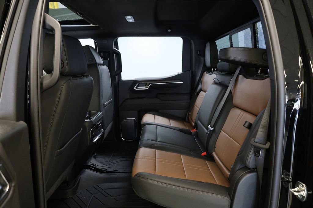 New 2026 Chevrolet Silverado 1500 High Country image 9