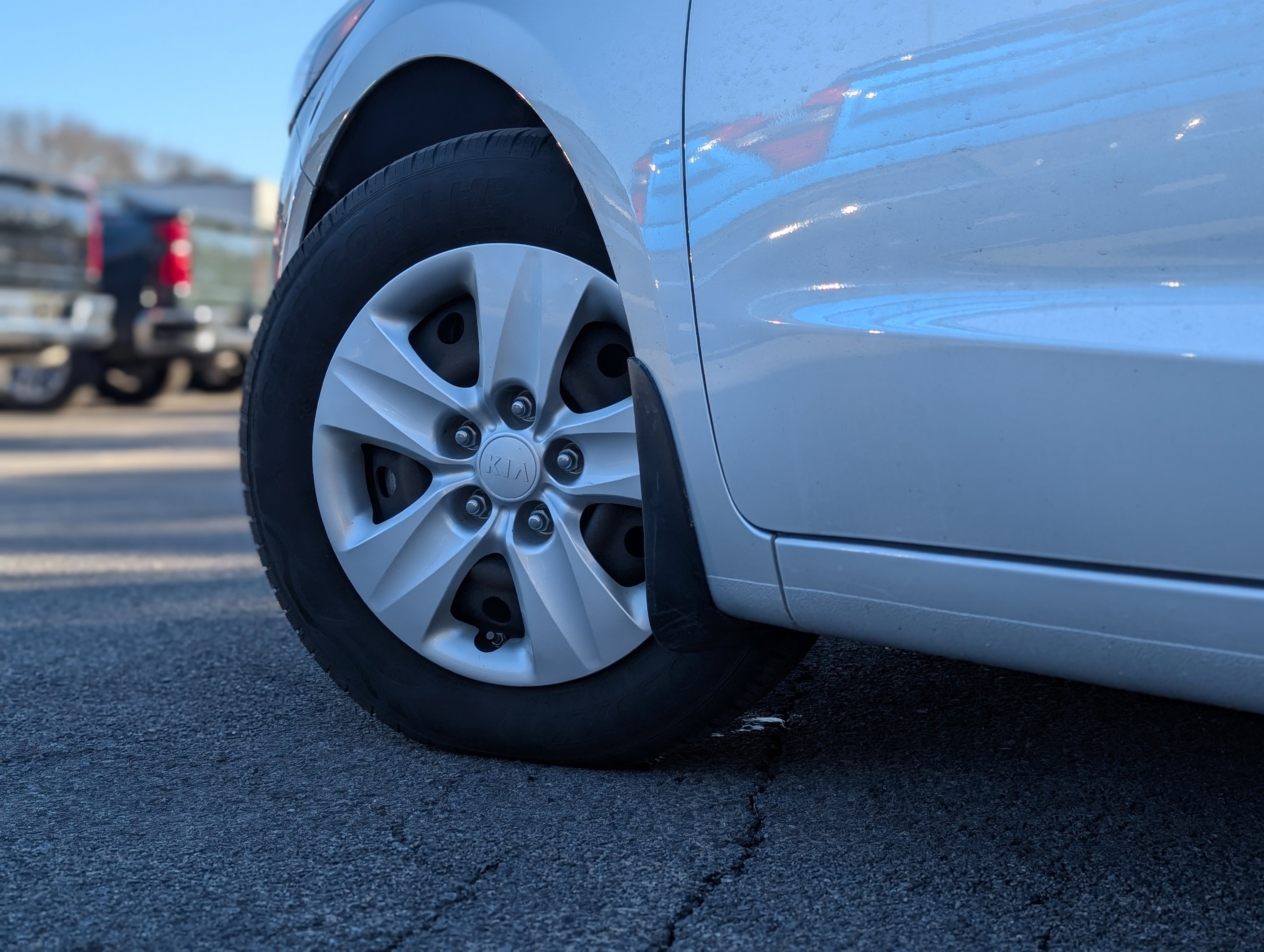 Used 2018 Kia Forte LX w/ LX Popular Package image 6