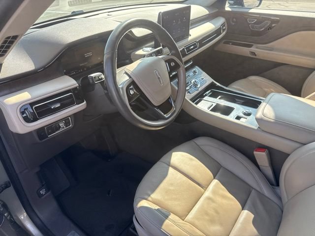 Used 2023 Lincoln Aviator Reserve w/ Equipment Group 201A AWD/4WD image 23