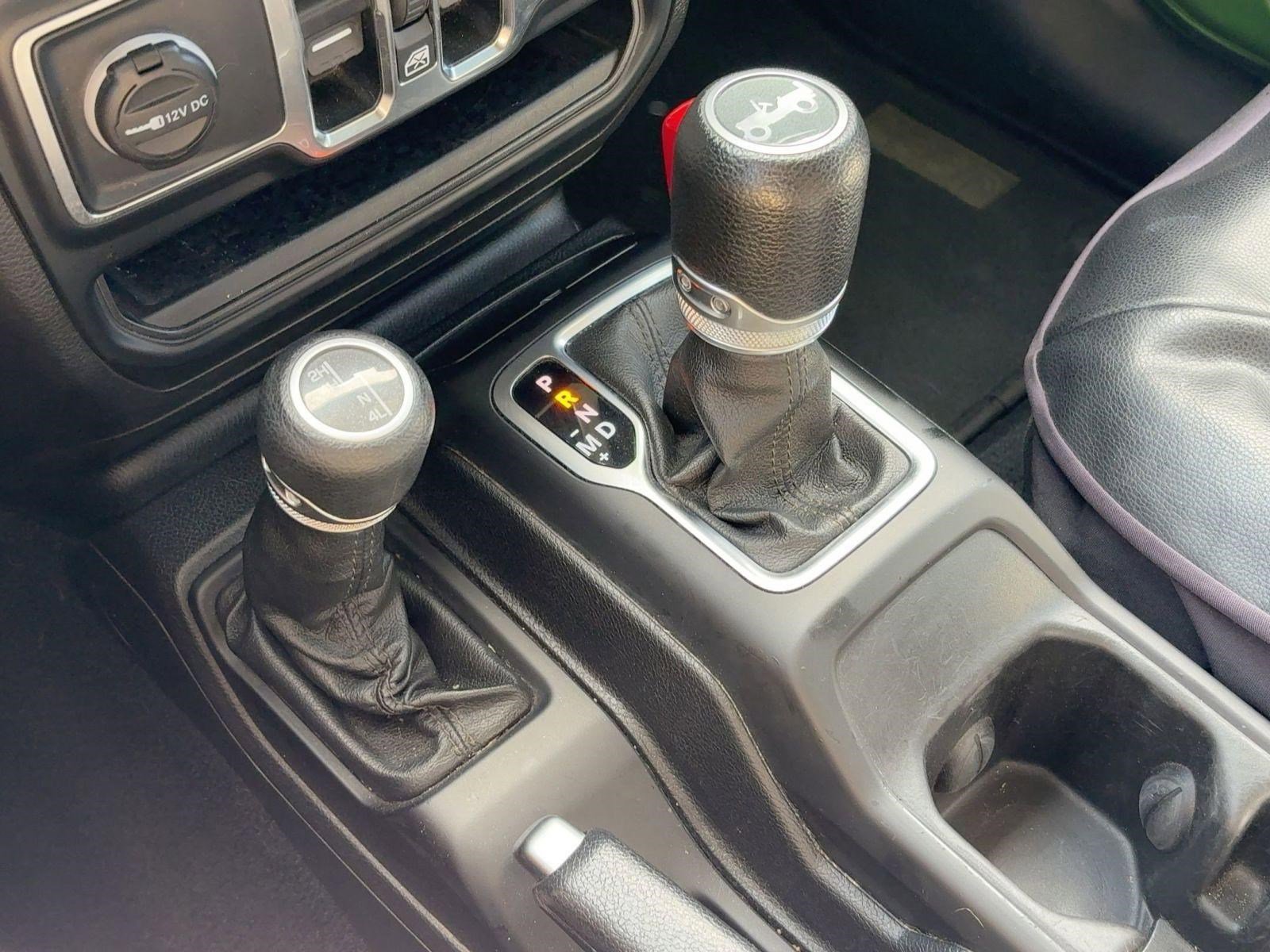 Used 2019 Jeep Wrangler Unlimited Sport S AWD/4WD image 17